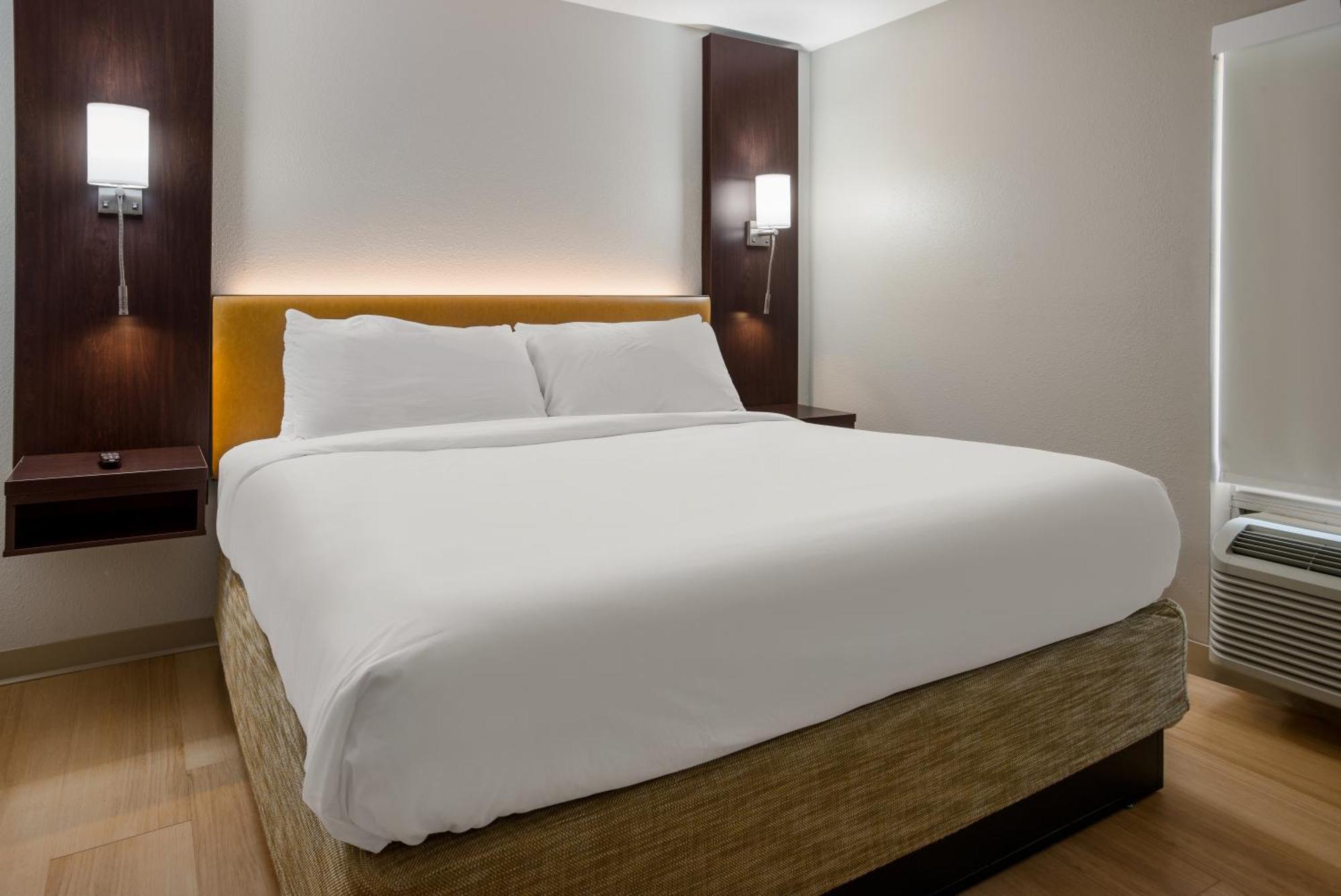 The Marco Hotel Лейк Чарльз Экстерьер фото